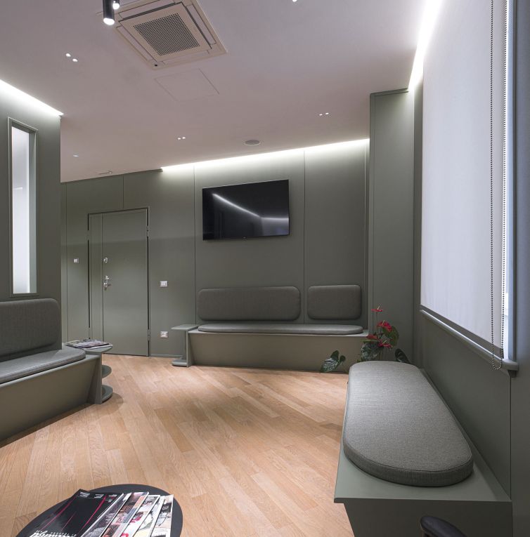 studio-dentistico-montale001